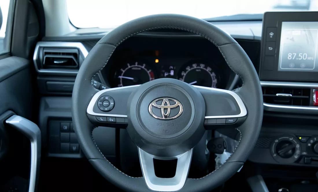 2023 Toyota Raize — Crossover available for rent in Dubai - View 5