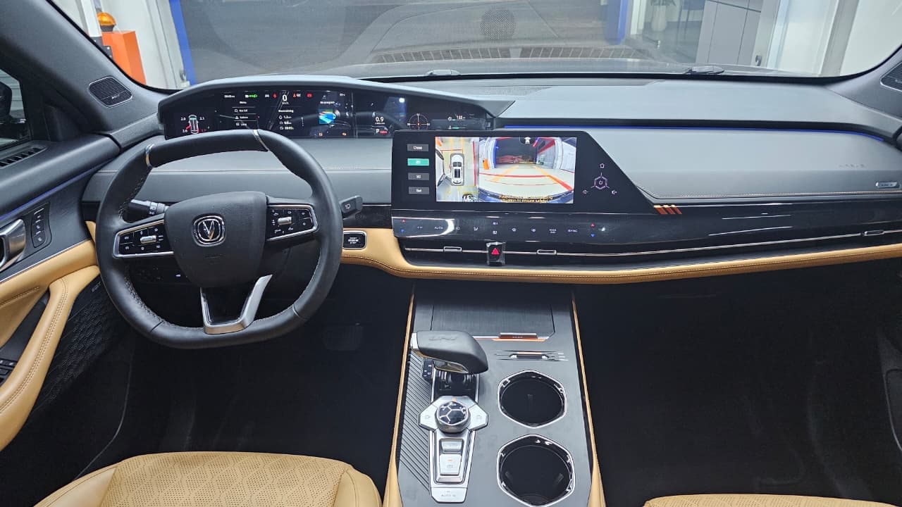 2024 Changan UNI K  — SUV available for rent in Dubai - View 3