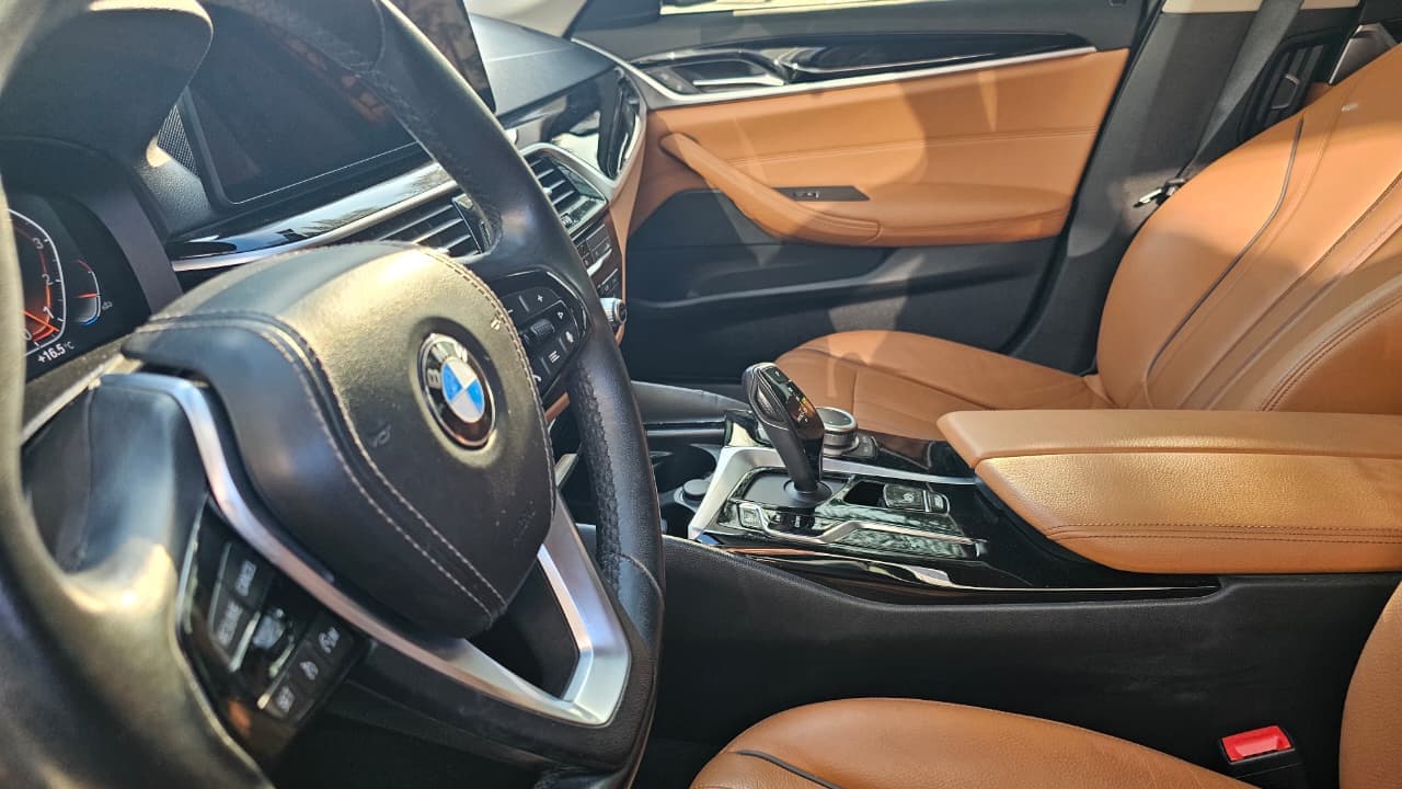 2022 BMW 520I 2.0 L — Sedan available for rent in Dubai - View 9