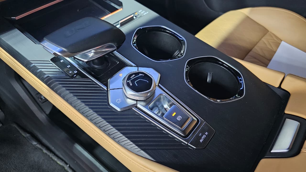 2025 Changan UNI K  — Luxury available for rent in Dubai - View 11